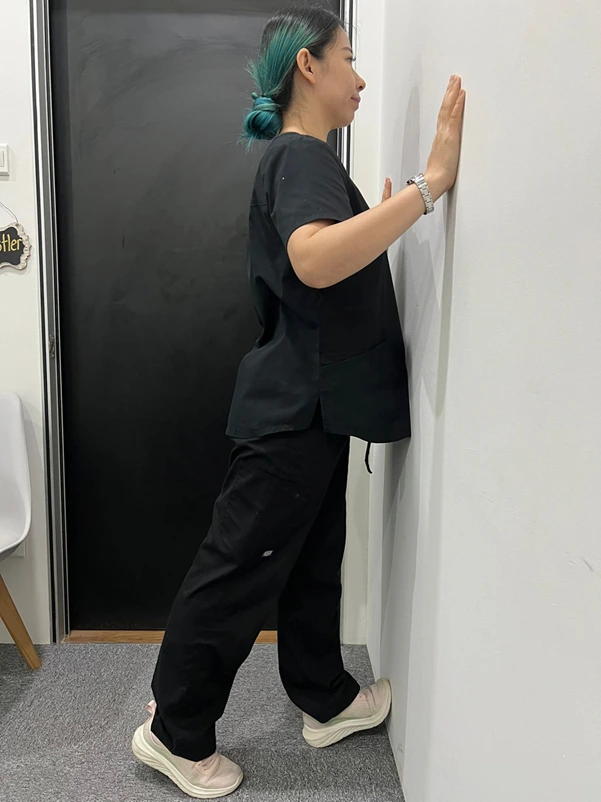 Calf stretch exercise