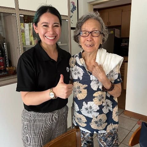 Home massage for elderly